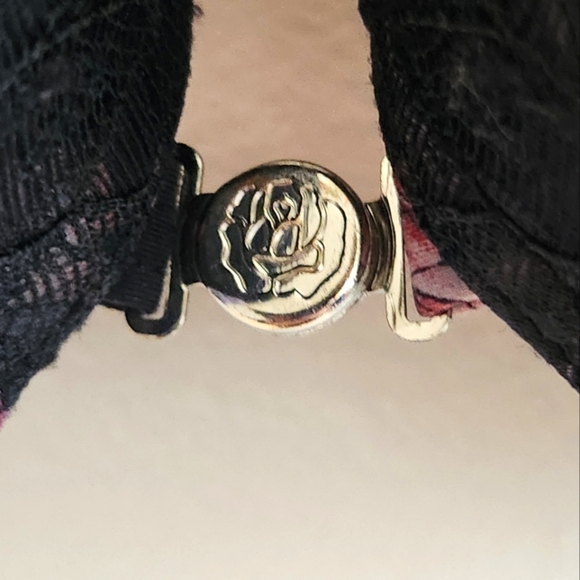 La Vie en Rose Push-Up Magnetic Front Closure 36C/80C Floral Lace Sexy Black Bra - Picture 3 of 8